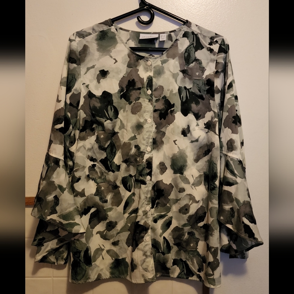 *Neutral Colored Top